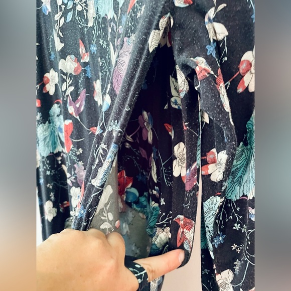 Latched Mama 3/4 Sleeve Swing Nursing Dress - Large / Navy Sketched Floral - Picture 4 of 6